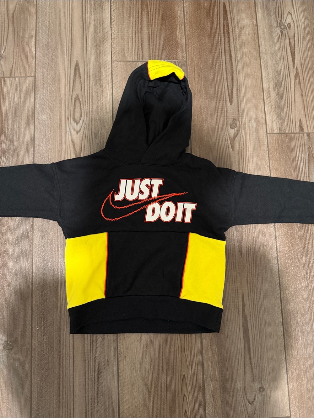 Nike Black & Yellow 'Just Do It' Colorblock Hoodie for Kids